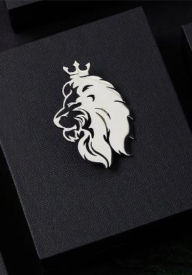 Men Regal Lion Silver Minimal Lapel Pin Brooch