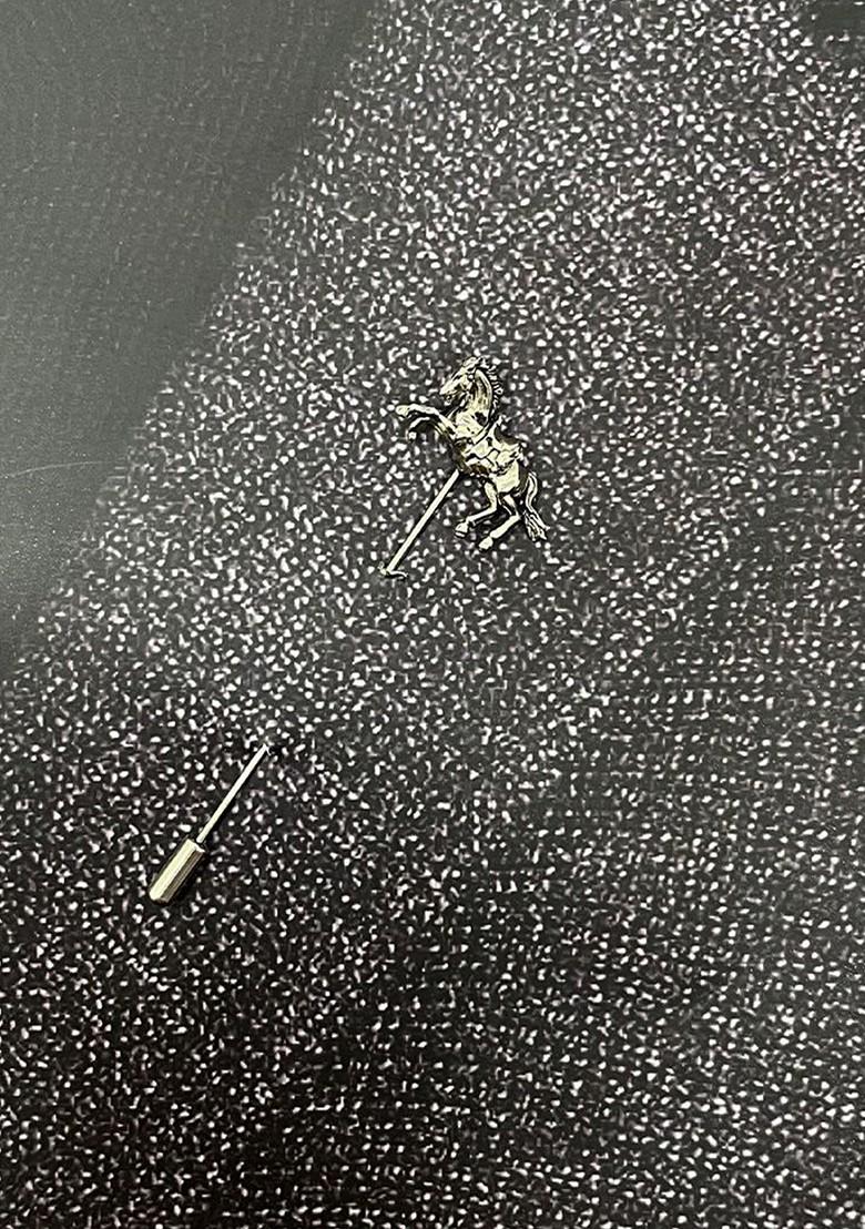 Silver Plated Horse Design Lapel Pin Brooch