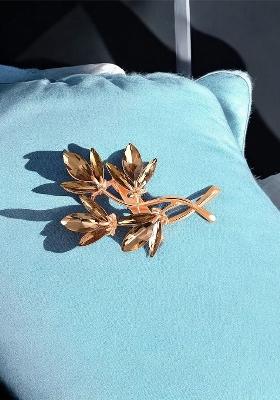 Elegant Floral Stone Studded Brooch Lapel Pin