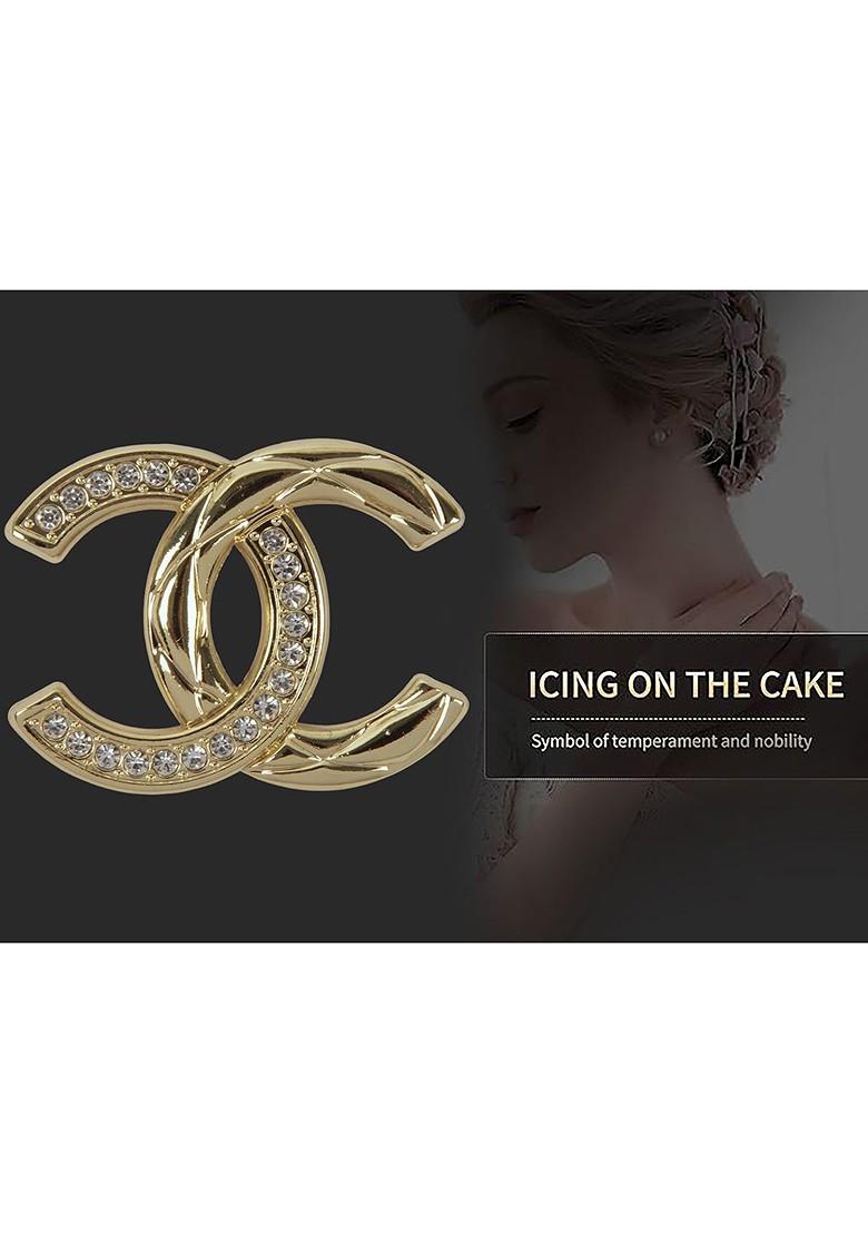 Men Gold Toned Metal Brooch