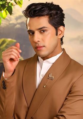 Men Prideforge Lion Brooch