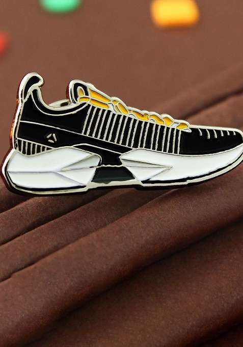 Men Shoe Shaped Lapel Pin Brooch