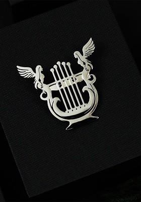 Men Seraph Harp Silver Minimal Lapel Pin Brooch