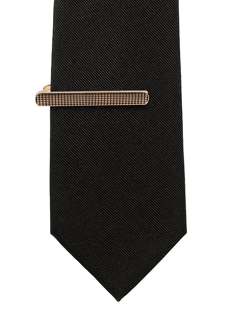 Men Textured Tie Pin