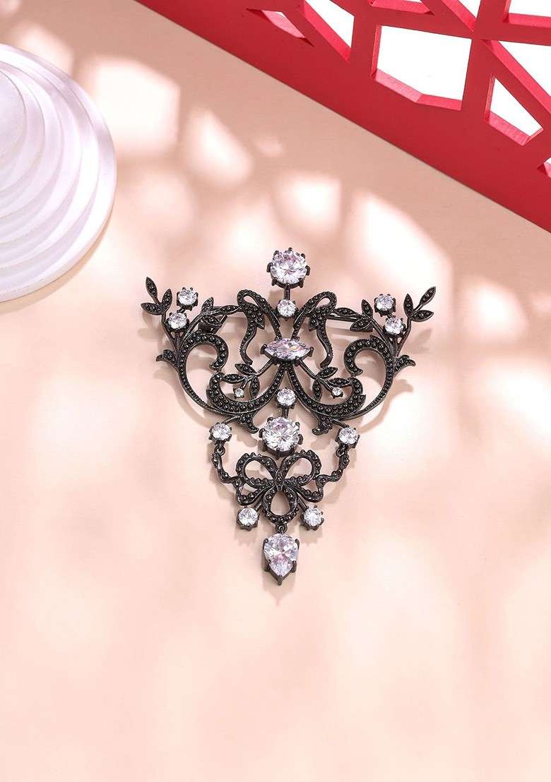 Men Metallic Artificial Stones And Beads Studded Vintage Victorian Brooch - Indya