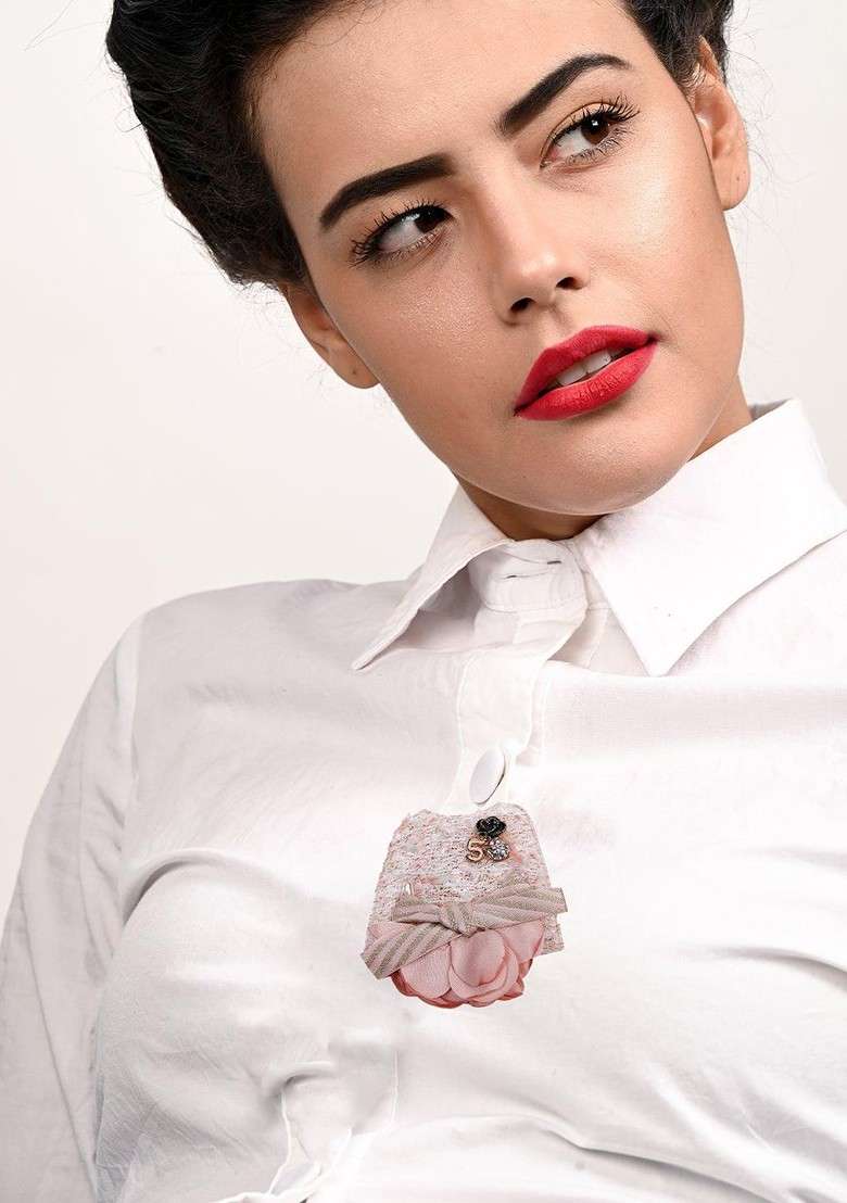 Creamy Baby Pink Bow Brooch - Indya