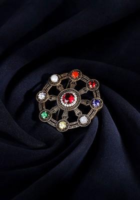 Wheel Of Fortune Shaped Brooch