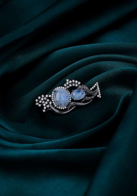 Men Studded Shine Brooch