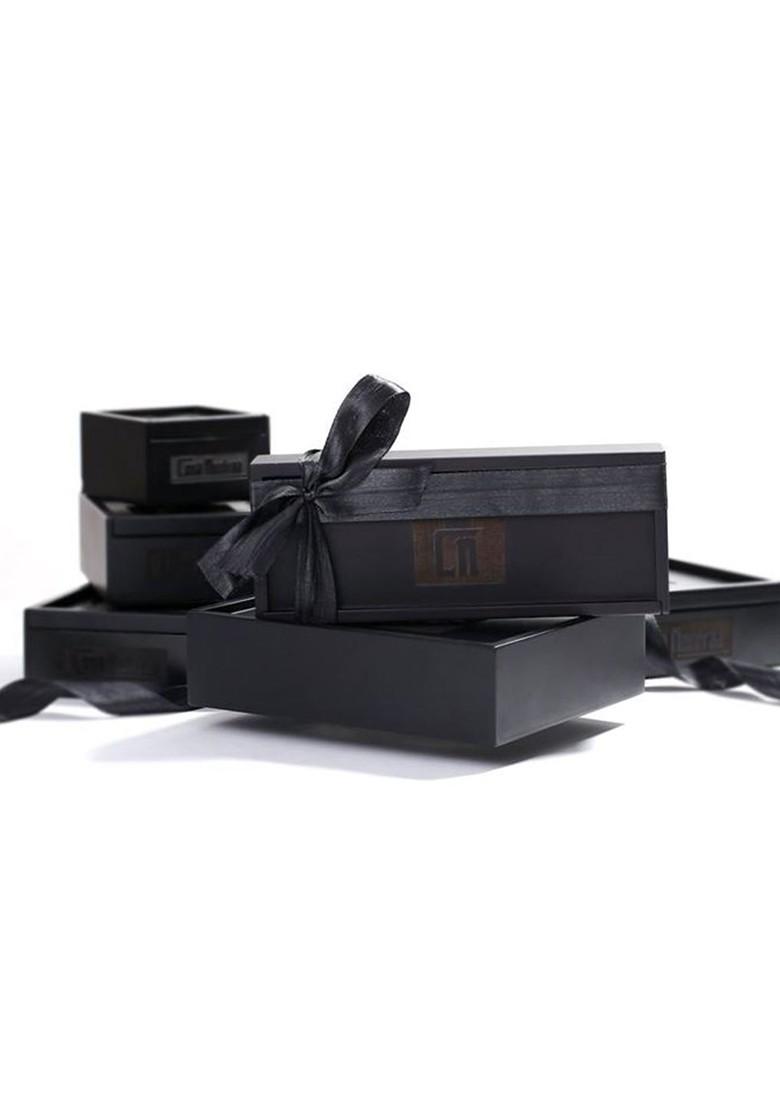 Men Set Of 7 Triangle Power Buttons