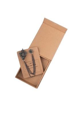 Men Stone Studded Flower Bouquet Chain Lapel Pin