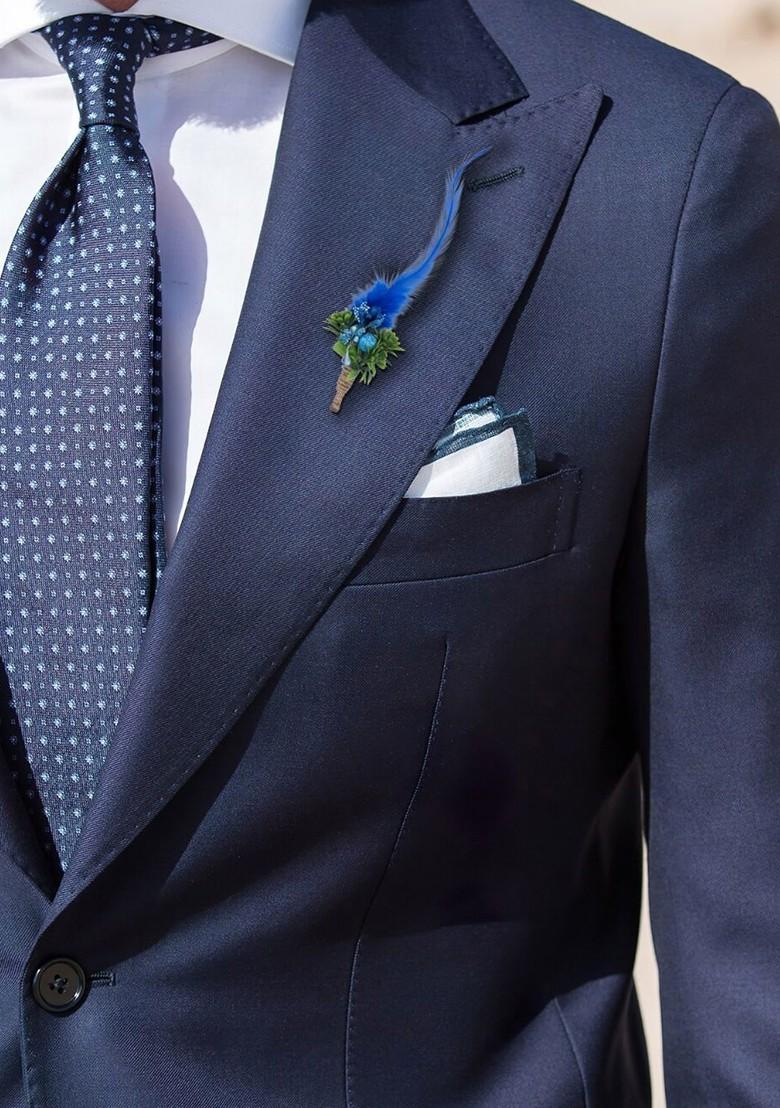 Men Blue Green Baby Breath Flower With Feather Boutonniere Brooch
