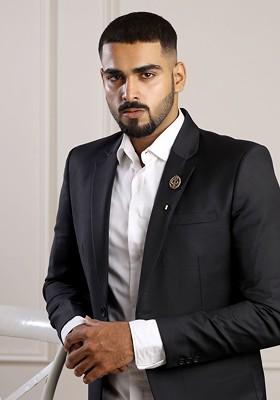 Men Antique Gold Toned Badge Lapel Pin Brooch