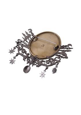 Men Metallic Warrior Prince Brooch