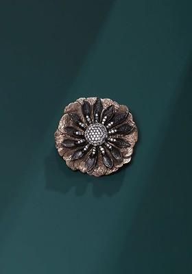 Men Gold Toned Red Stone Studded Floral Magic Brooch