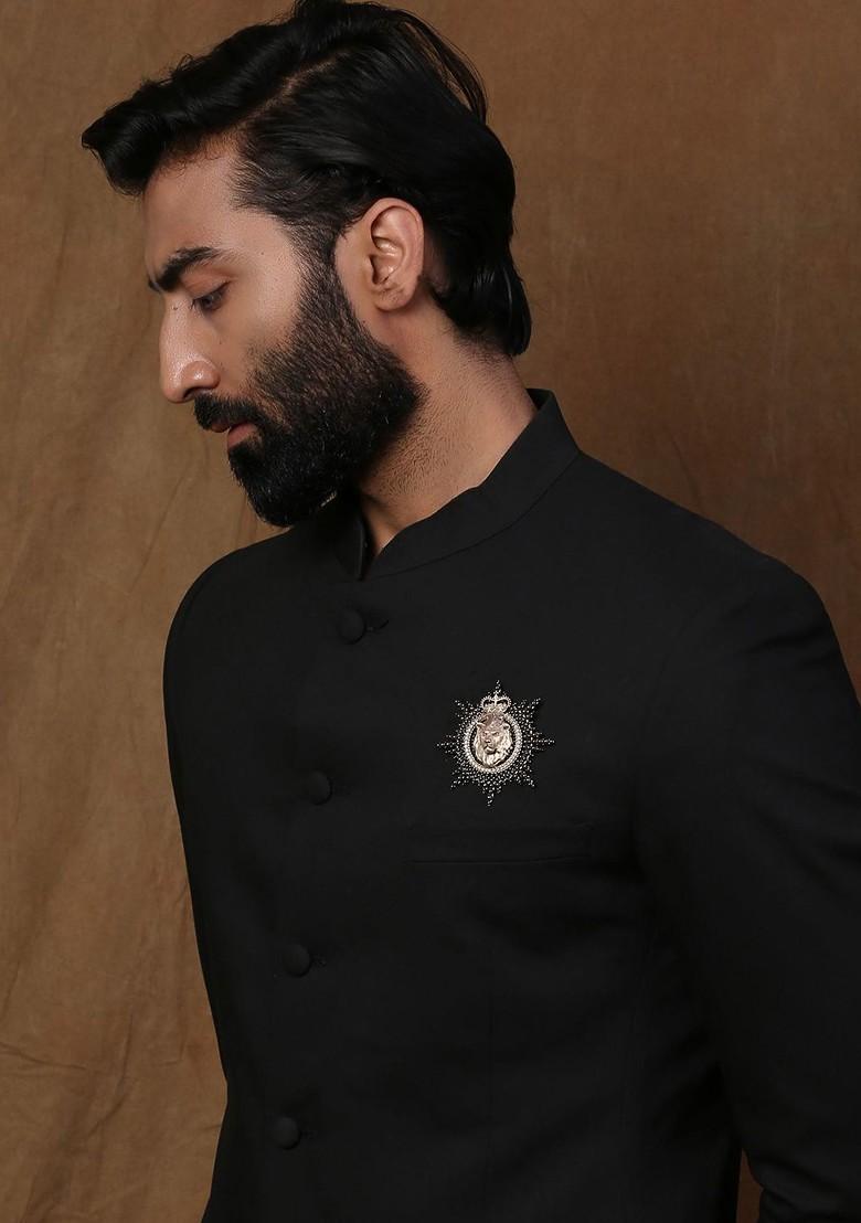 Men Gold Toned Mighty Lion Brooch