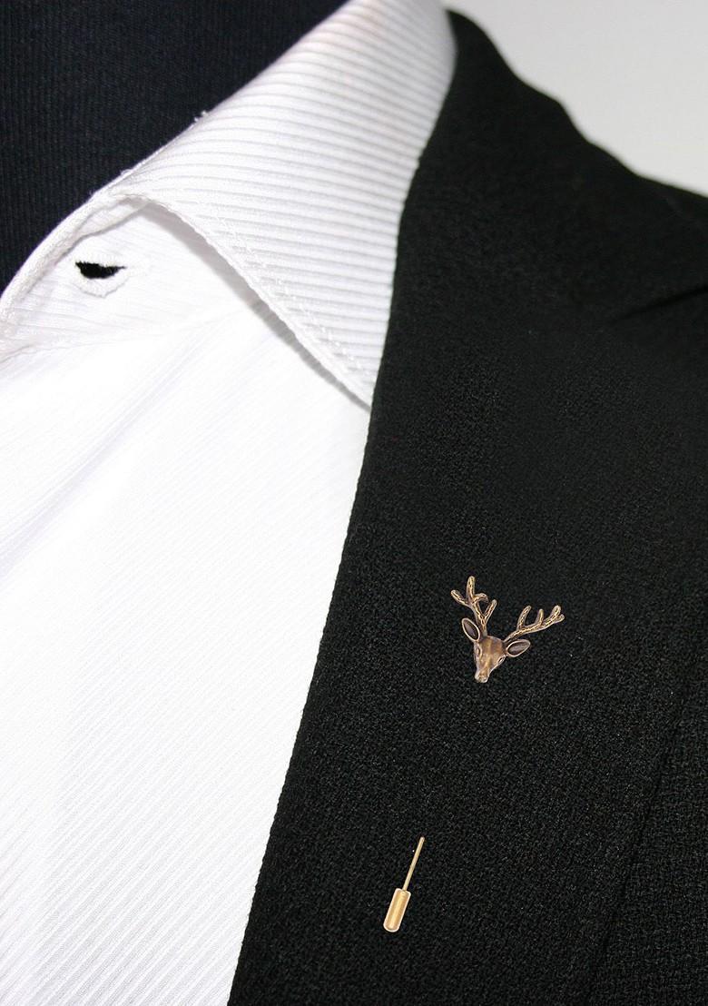 Men Rust Coloured Solid Reindeer Shaped Lapel Pin