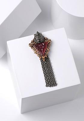 Men Metallic Gold Lion Of Judah Styled Brooch