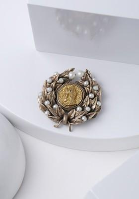 Men Copper Toned White Beaded Alexander Statement Brooch