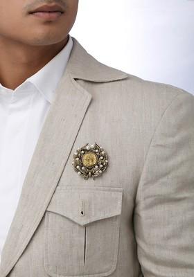 Men Copper Toned White Beaded Alexander Statement Brooch