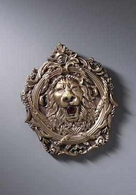 Antique Gold Toned Lion Power Brooch