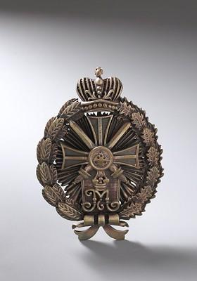 Men Metallic Toned Antique Richardson Brooch