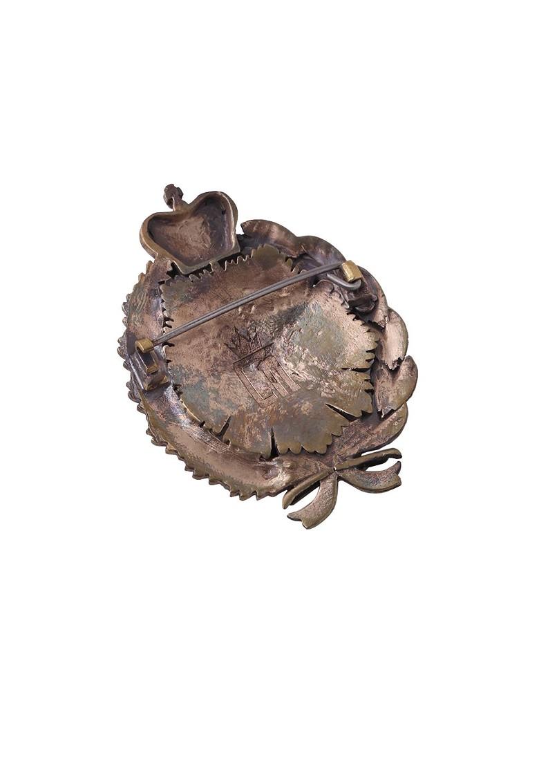 Men Metallic Toned Antique Richardson Brooch