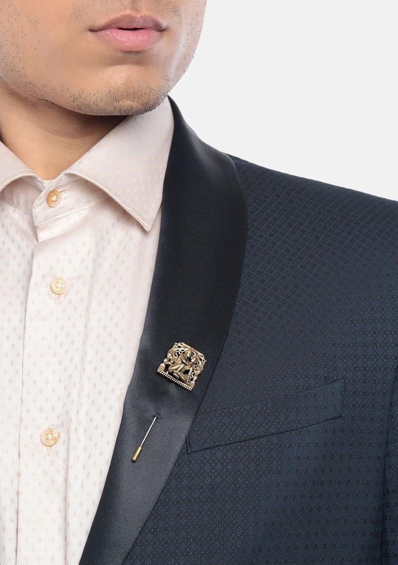 Men Gold Toned The Myth Shaped Lapel Pin