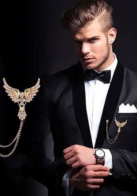 Men Stones Studded Eagle Tassel Brooch With Chain