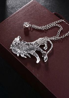 Men Crystal Studded Chain Tassel Brooch Lapel Pin