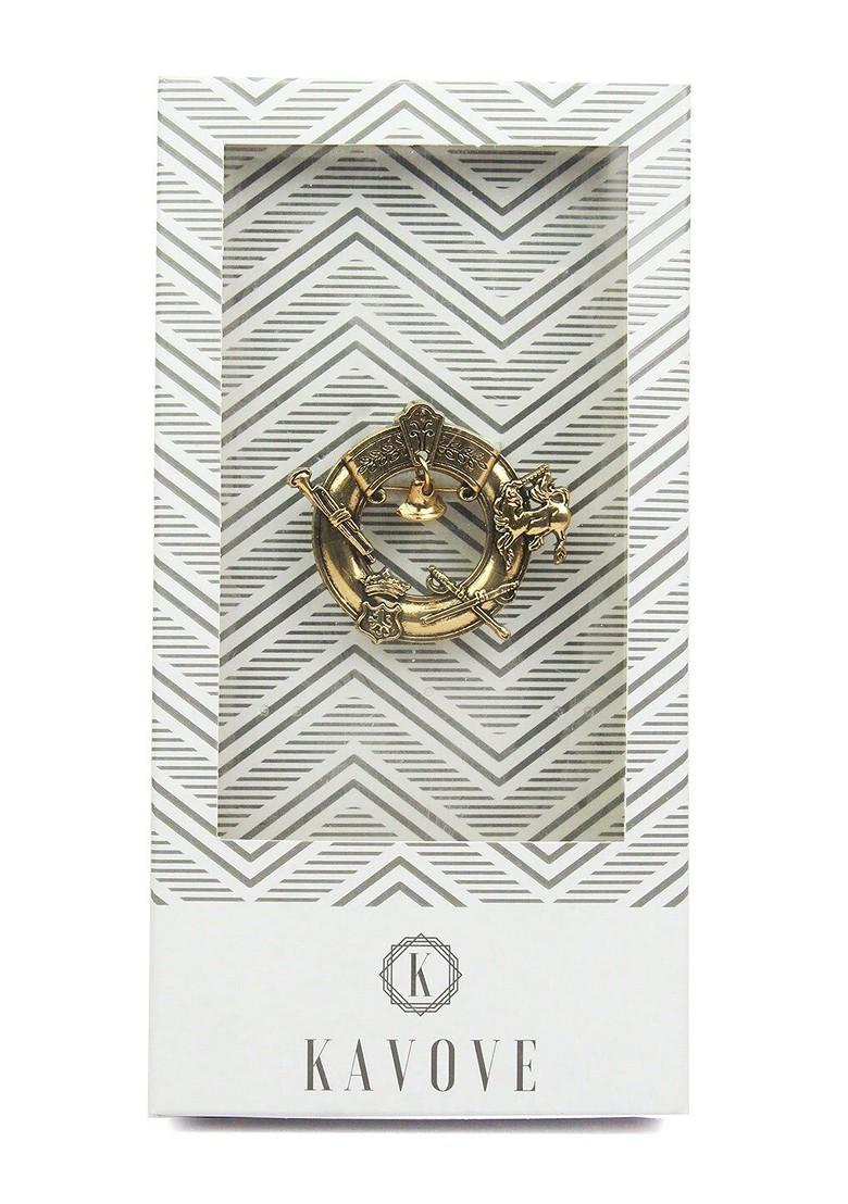 Men Crimson Circle Drape Brooch