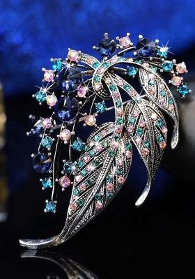 Women Silver Toned Embellished Leaf Brooch