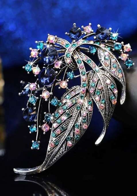 Women Silver Toned Embellished Leaf Brooch