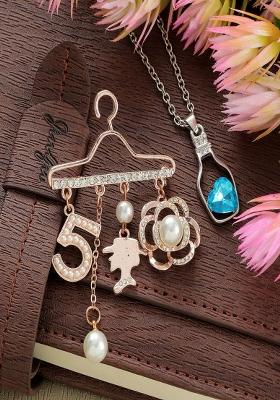 Women Crystal Faux Pearls Dangle Brooch Crystal Pendant Set