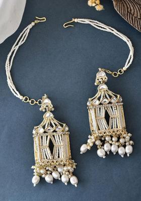 Gold Plated Stainless Steel White Artificial Beads Earrings