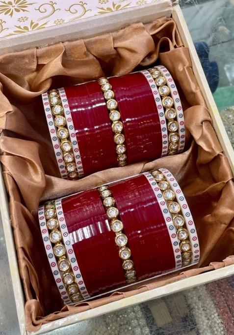 Women Gold Plated Kundan Studded Bridal Wedding Chuda Bangles Set