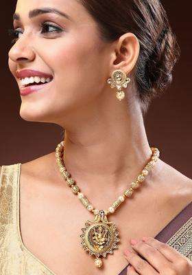 18K Gold-Plated Lord Ganesha Kundan Studded & Beaded Jewellery Set with Pearl for Women | Traditional Temple Jewellery for Wedding & Festive Wear | Gift for Her