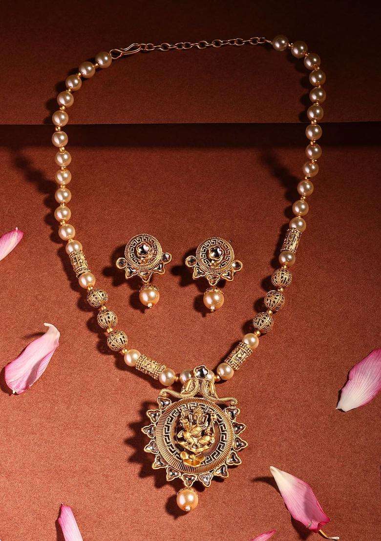 18K Gold-Plated Lord Ganesha Kundan Studded & Beaded Jewellery Set with Pearl for Women | Traditional Temple Jewellery for Wedding & Festive Wear | Gift for Her - Indya
