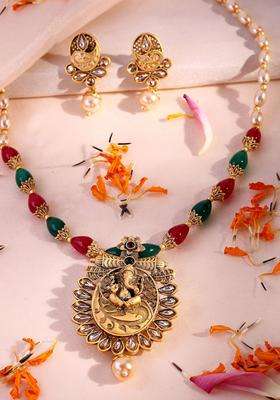 18K Gold-Plated Lord Ganesha Kundan Stone with Pearl & Beaded Jewellery Set for Women | Traditional Temple Jewellery for Wedding & Festive Wear | Gift for Her
