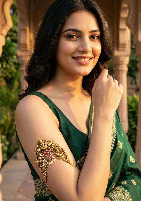 Kundan Temple Gold-Plated Armlet Bracelet for Women | Traditional Temple Jewellery for Wedding & Festive Wear | Gift for Her