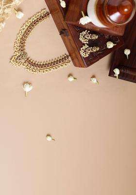 Gold-Plated Stone-Studded & Beaded Jewellery Set for Women | Traditional Temple Jewellery for Wedding & Festive Wear | Gift for Her