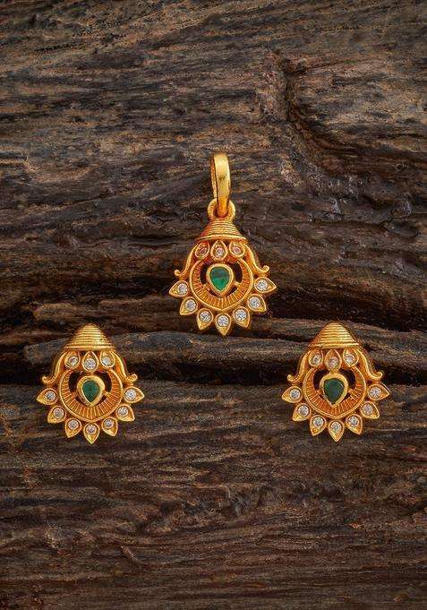 Green 92.5 Pure Silver Gold-Plated Artificial Stone Pendant Set for Women | Traditional Temple Jewellery for Wedding & Festive Wear | Gift for Her