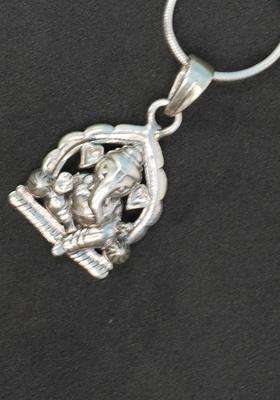 Ganesha Silver Pendent for Men & Women | Traditional Temple Jewellery for Wedding & Festive Wear | Festive Gift