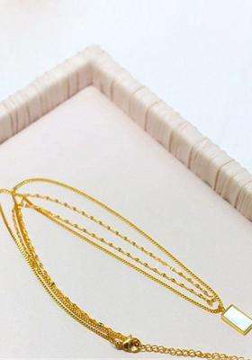 Gold-Plated Feather Shaped Pendant with Chain for Women | Stylish Party & Everyday Wear | Gift for Her