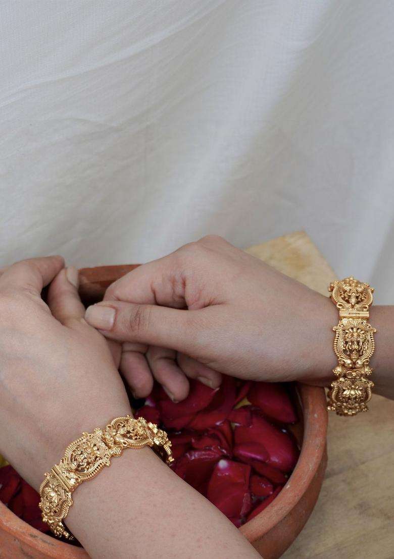 Bangle for Women | Traditional Temple Jewellery for Wedding & Festive Wear | Gift for Her - Indya