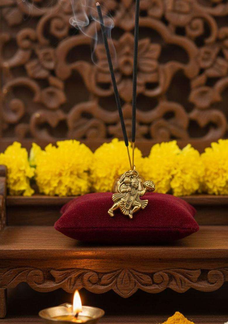 Geometric Pendants with Chains for Men & Women | Traditional Temple Jewellery for Wedding & Festive Wear | Festive Gift - Indya
