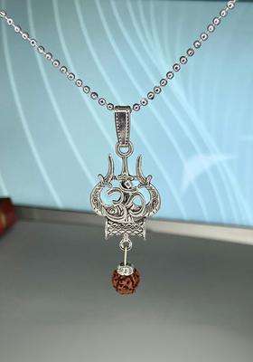 Geometric Pendants with Chains for Men & Women | Traditional Temple Jewellery for Wedding & Festive Wear | Festive Gift