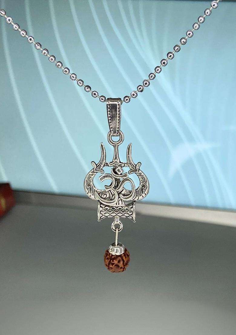 Geometric Pendants with Chains for Men & Women | Traditional Temple Jewellery for Wedding & Festive Wear | Festive Gift - Indya