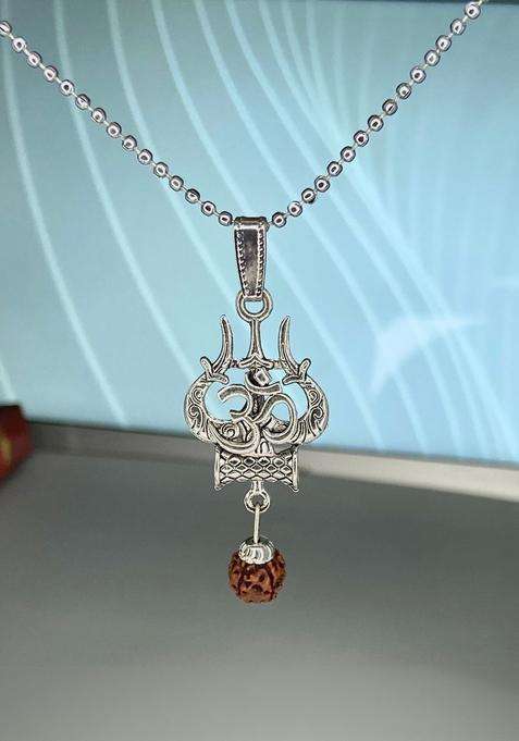 Geometric Pendants with Chains for Men & Women | Traditional Temple Jewellery for Wedding & Festive Wear | Festive Gift
