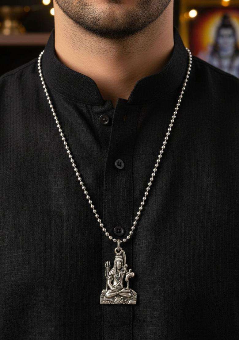 Contemporary Pendants with Chains for Men & Women | Traditional Temple Jewellery for Wedding & Festive Wear | Festive Gift - Indya