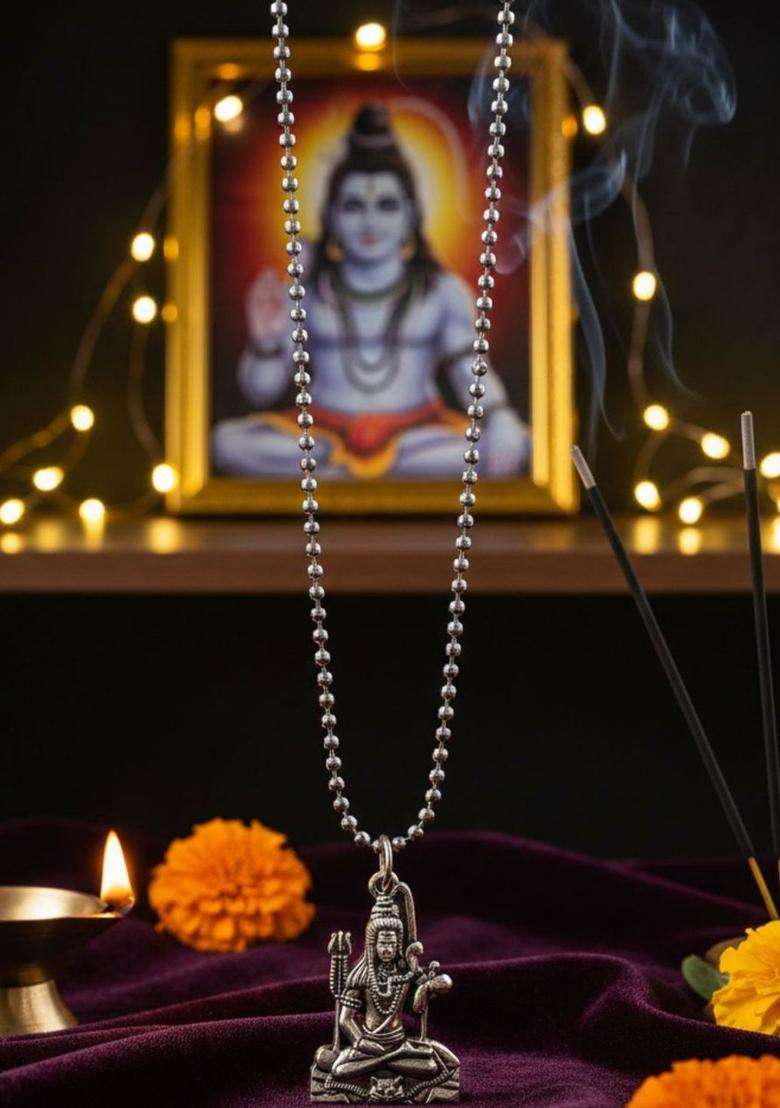 Contemporary Pendants with Chains for Men & Women | Traditional Temple Jewellery for Wedding & Festive Wear | Festive Gift - Indya